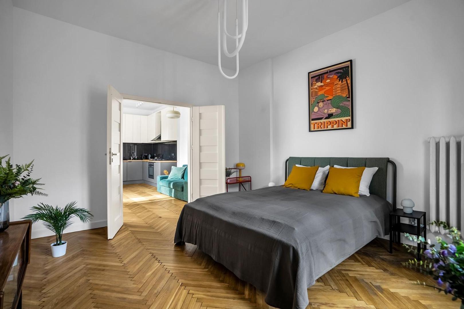 Apartament Near River - 58m2, Balcony, Metro - By Rentujemy Warszawa