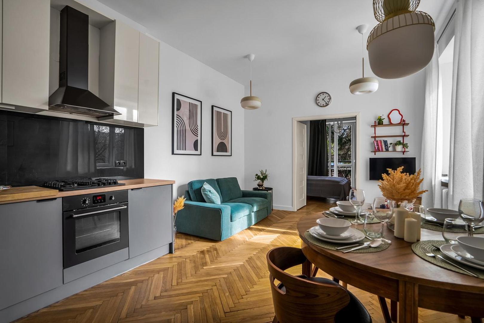 Near River - 58m2, Balcony, Metro - By Rentujemy Warszawa